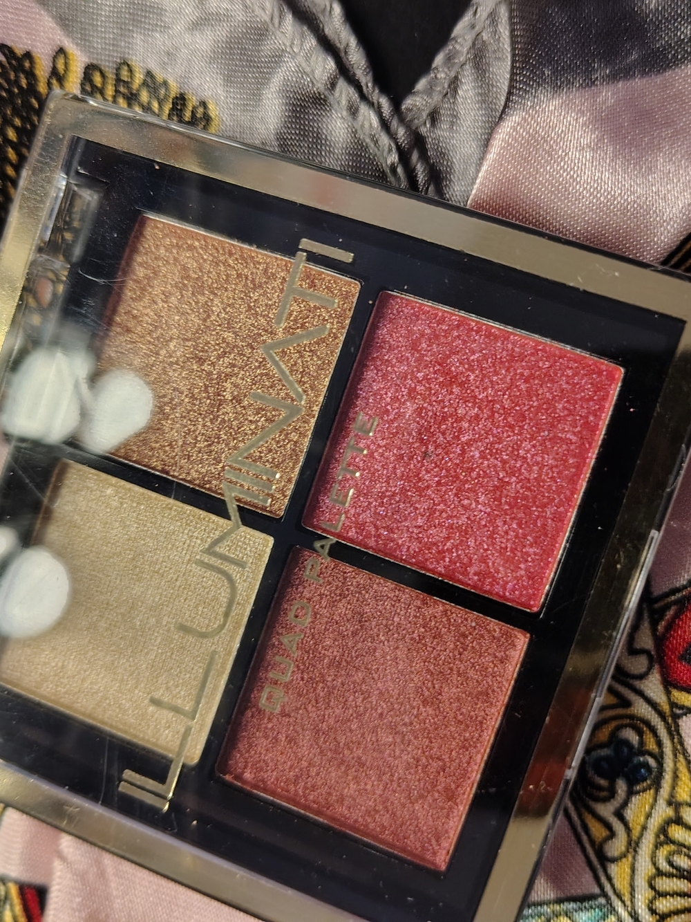 Illuminati Shimmer Quad Eyeshadow Palette - Pink & Gold